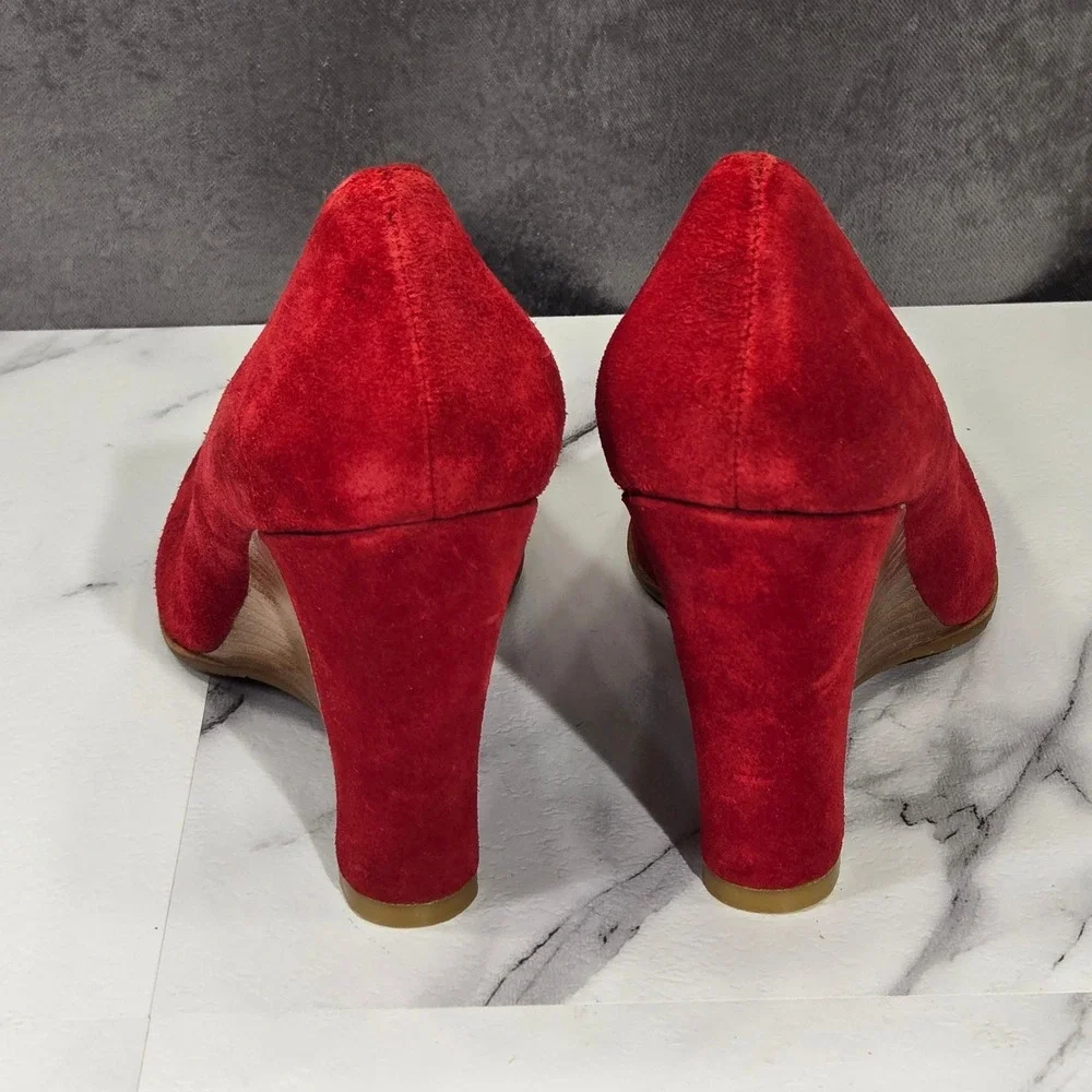 Donald J Pliner Heather Pumps Womens 7.5 Tomato Red Suede Covered Wedge Heels
